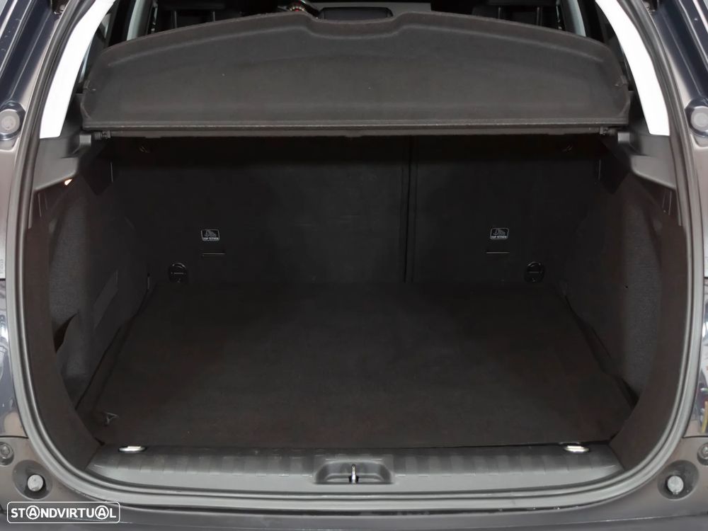 Peugeot 2008 1.2 PureTech Signature - 8