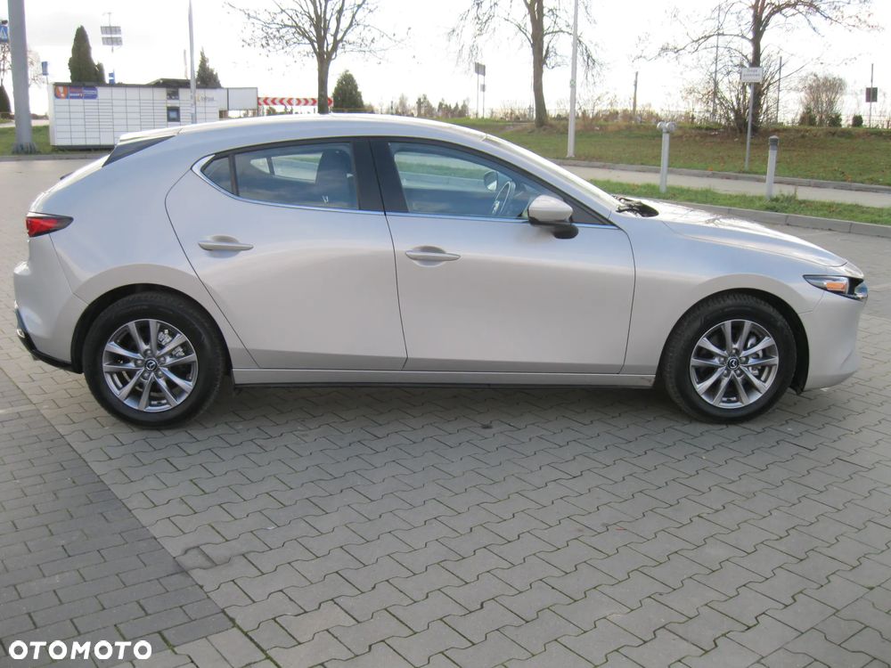 Mazda 3 - 7