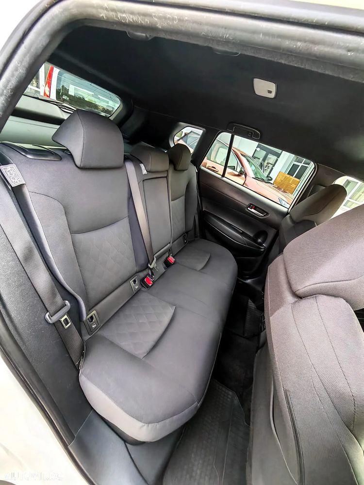 Toyota Corolla Cross 1.8 VVT-i Team Deutschland - 10
