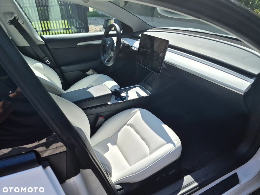 Tesla Model 3 Long Range AWD - 6