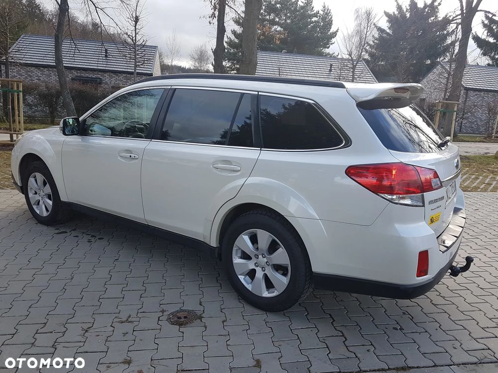 Subaru Outback 2.5i Lineartronic Comfort - 2