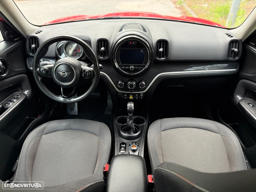 MINI Countryman Cooper SE ALL4 Auto - 28