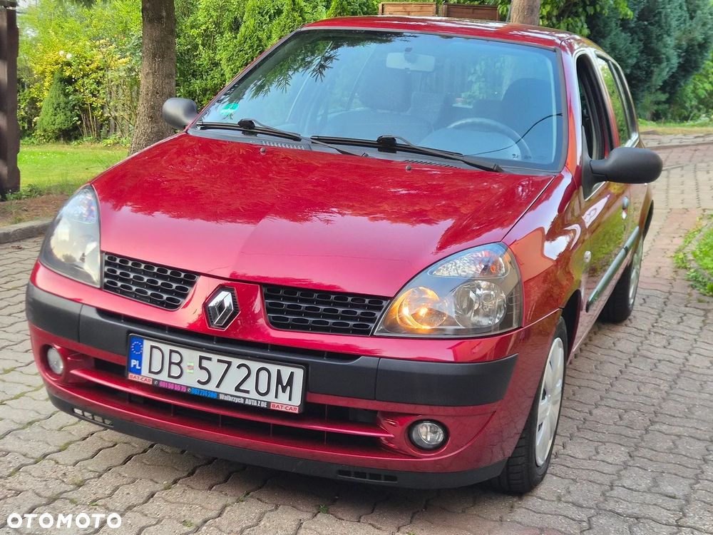 Renault Clio - 10