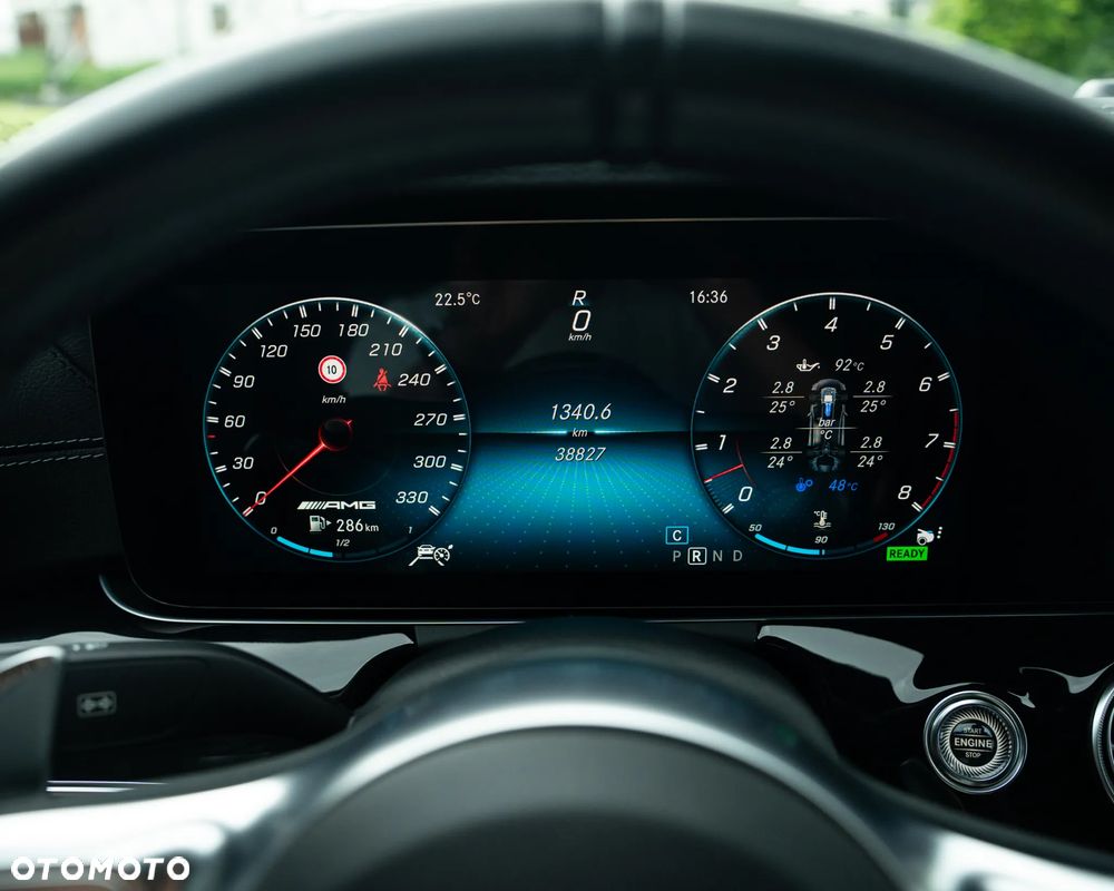 Mercedes-Benz AMG GT 43 4-Matic+ - 23