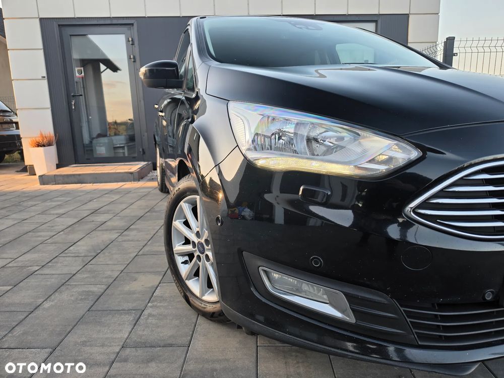 Ford C-MAX 1.5 TDCi Titanium - 4