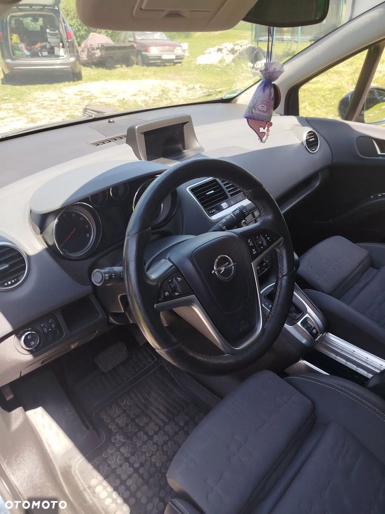 Opel Meriva 1.4 T Cosmo - 15