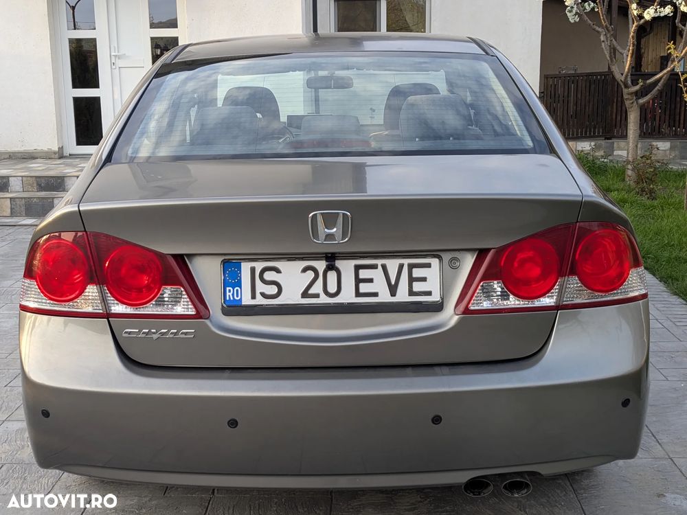 Honda Civic 1.8 TypeS Plus - 12