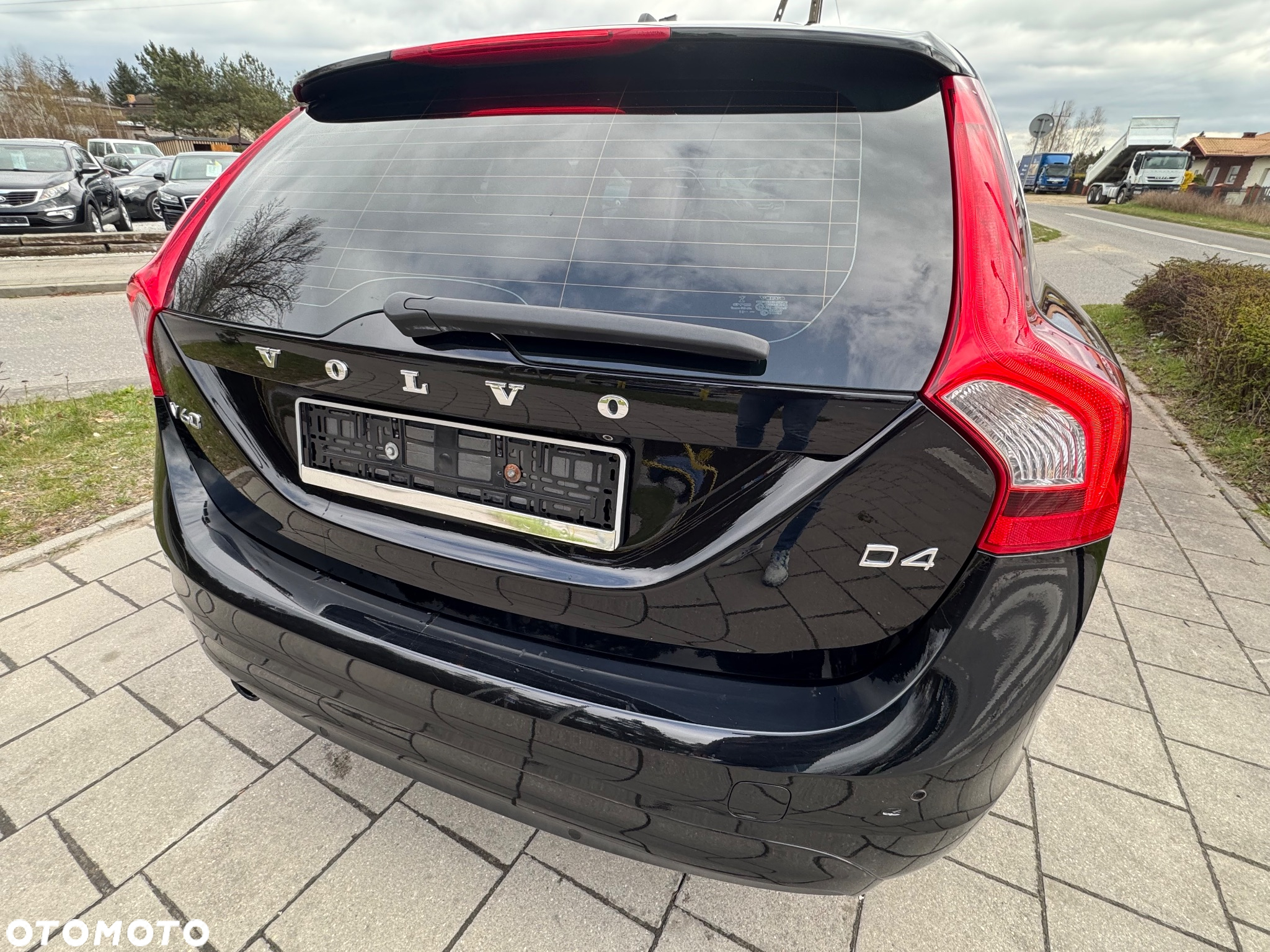 Volvo V60 D4 Momentum - 10