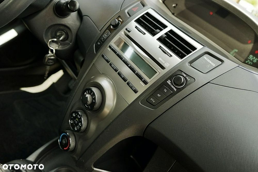 Toyota Yaris - 26
