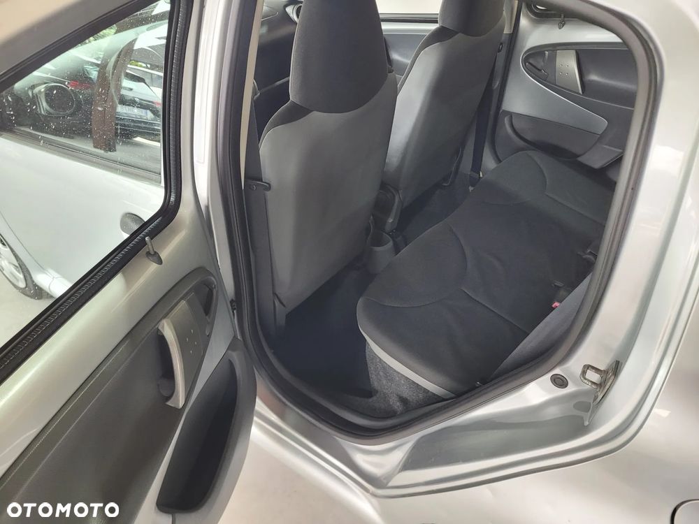 Toyota Aygo 1.0 VVT-i Sol - 11