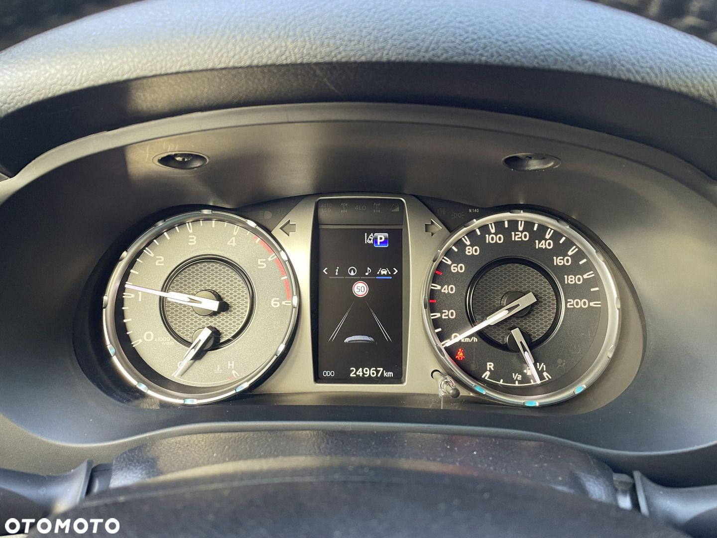 Toyota Hilux 2.8 D-4D Double Cab SR5 4x4 - 17