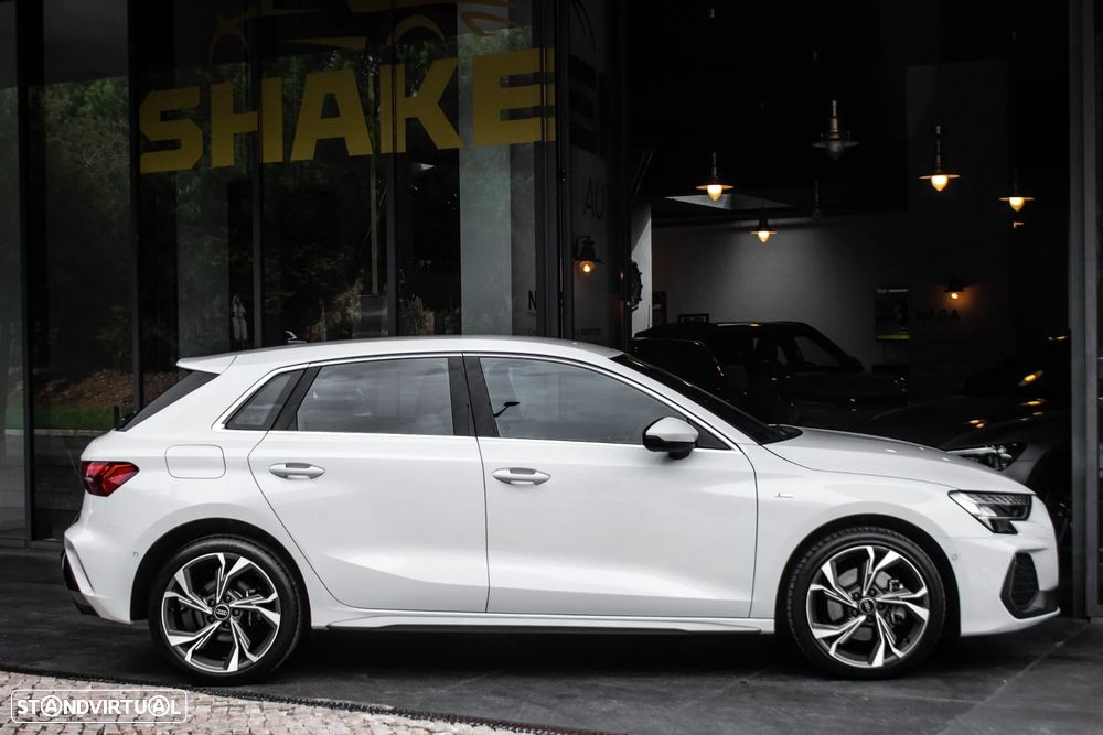 Audi A3 Sportback 40 TFSIe S tronic S line - 5
