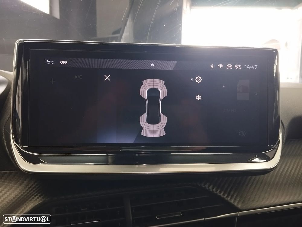 Peugeot 2008 1.2 PureTech Allure EAT8 - 23