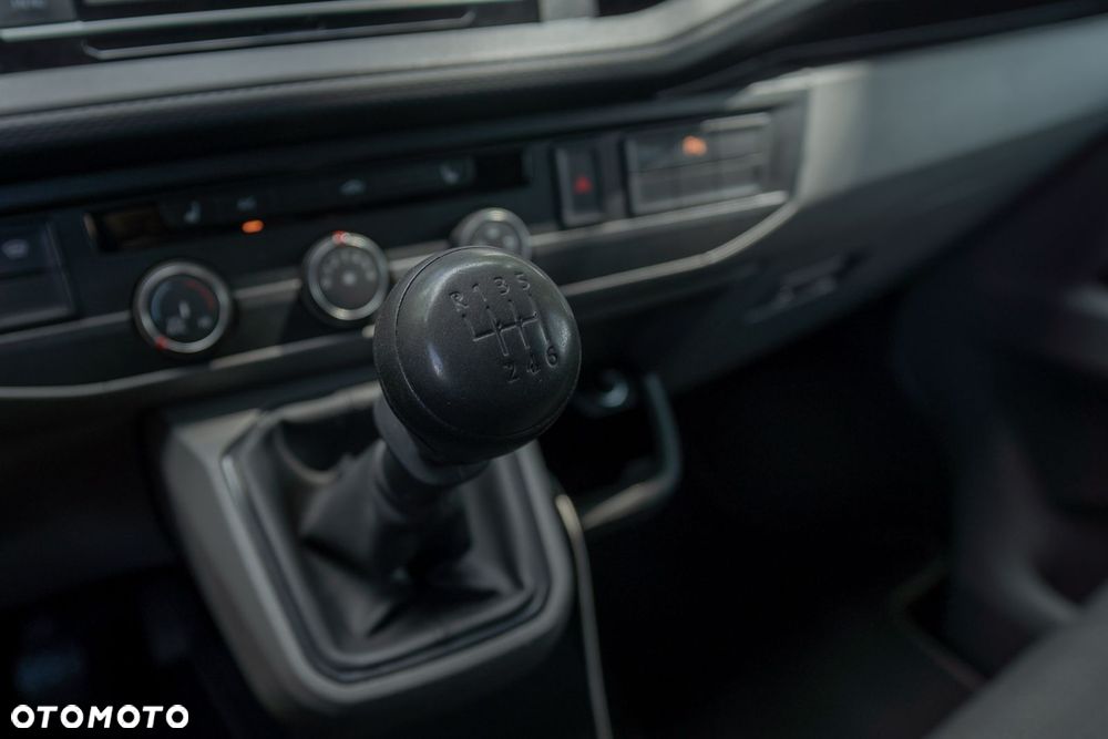 Volkswagen Transporter L2H1 - 40