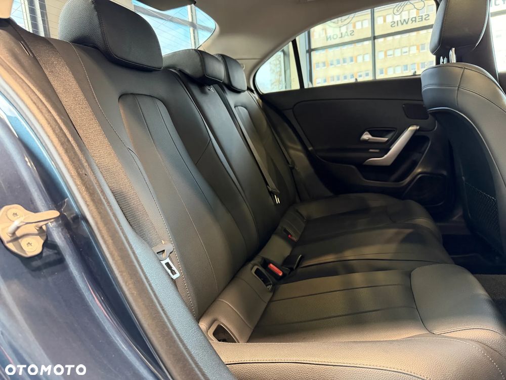 Mercedes-Benz Klasa A 200 7G-DCT Advanced AMG Line - 17