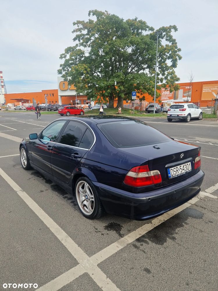 BMW Seria 3 320d - 5