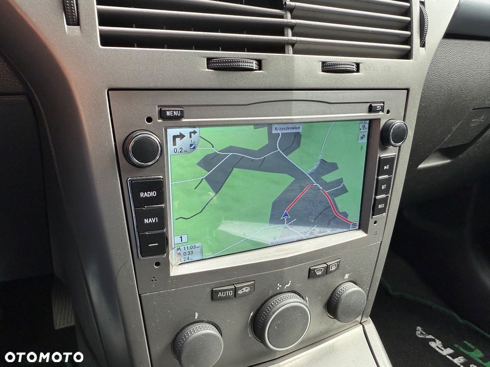 Opel Astra III GTC 1.8 Cosmo - 18