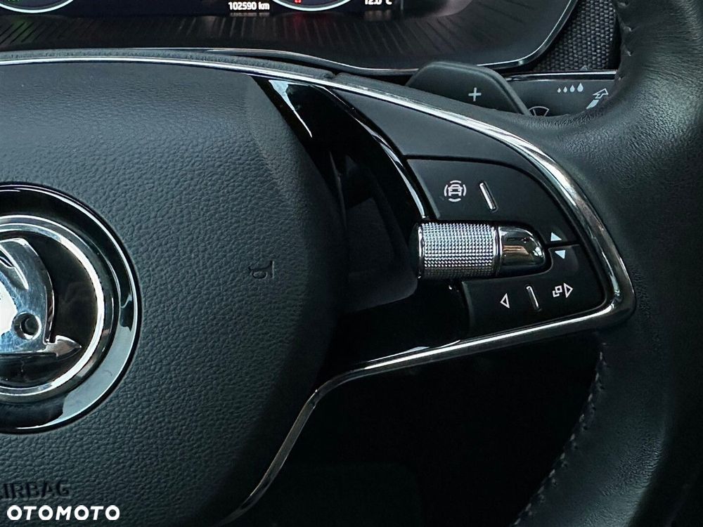 Skoda Octavia 2.0 TDI 4x4 Scout DSG - 18