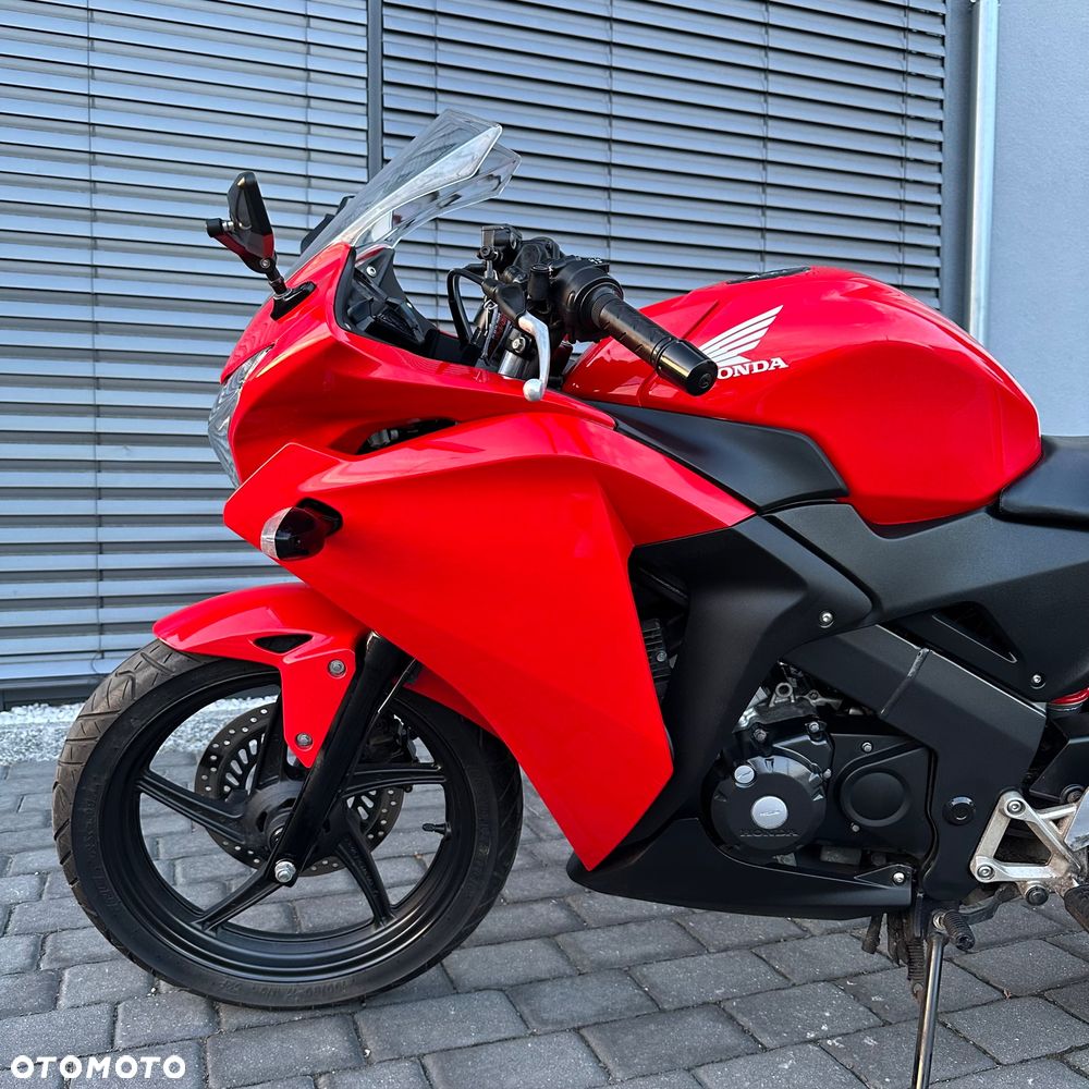 Honda CBR - 9
