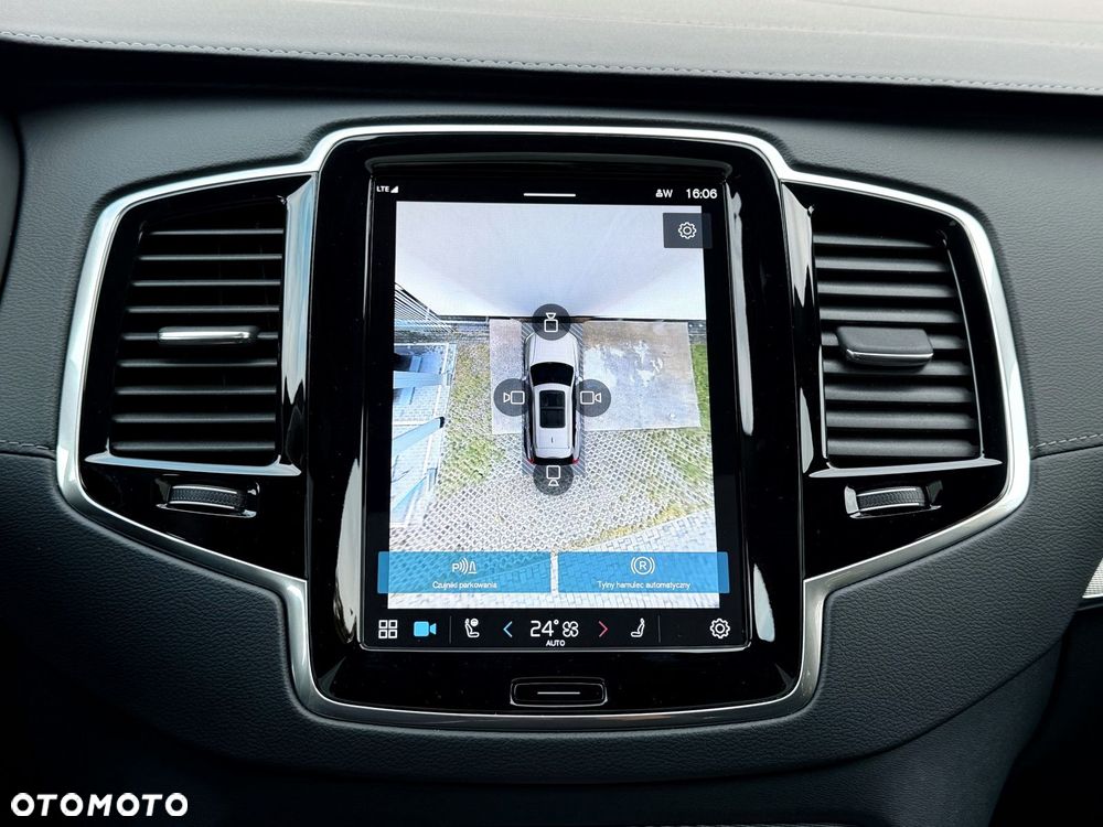 Volvo XC 90 - 33