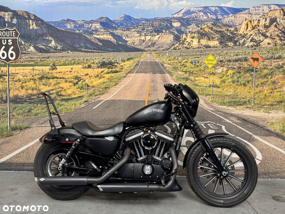 Harley-Davidson Sportster Iron 883
