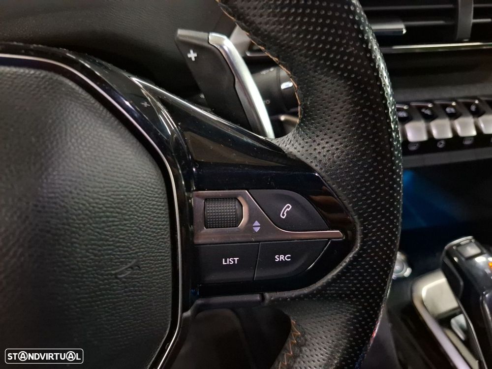 Peugeot 3008 1.5 BlueHDi GT EAT8 — fotografia 17