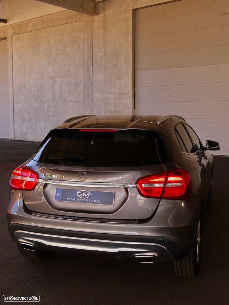 Mercedes-Benz GLA 180 d Urban Aut. - 5