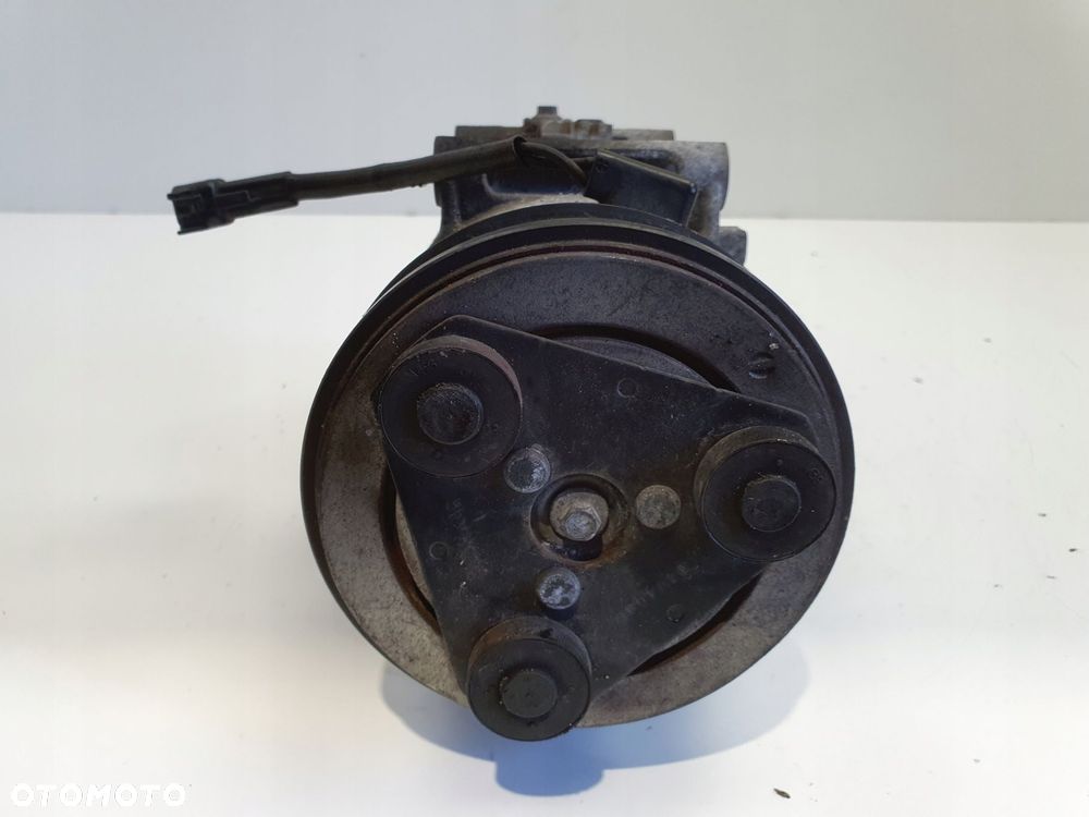 SPRĘŻARKA KLIMATYZACJI Ford Kuga 2.0 TDCI _ 3M5H-19D629-DF - 4
