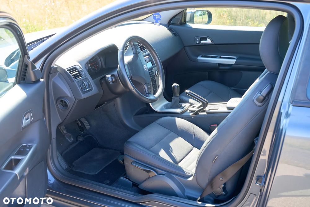 Volvo C30 2.0D Momentum - 3