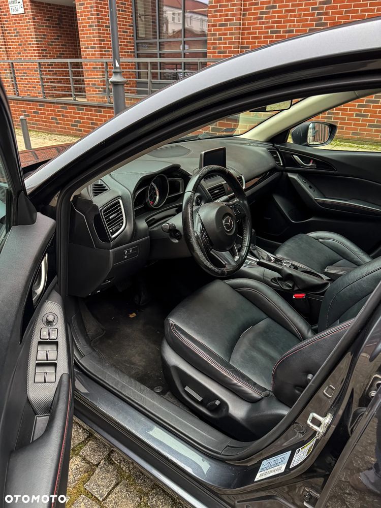 Mazda 3 - 13