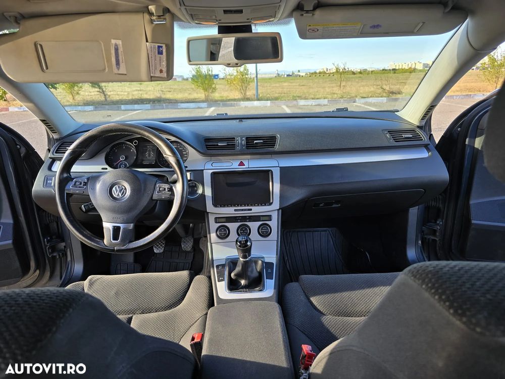 Volkswagen Passat 2.0 TDI Comfortline DPF - 14