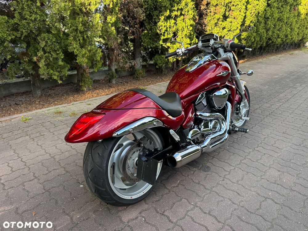 Suzuki Intruder - 4