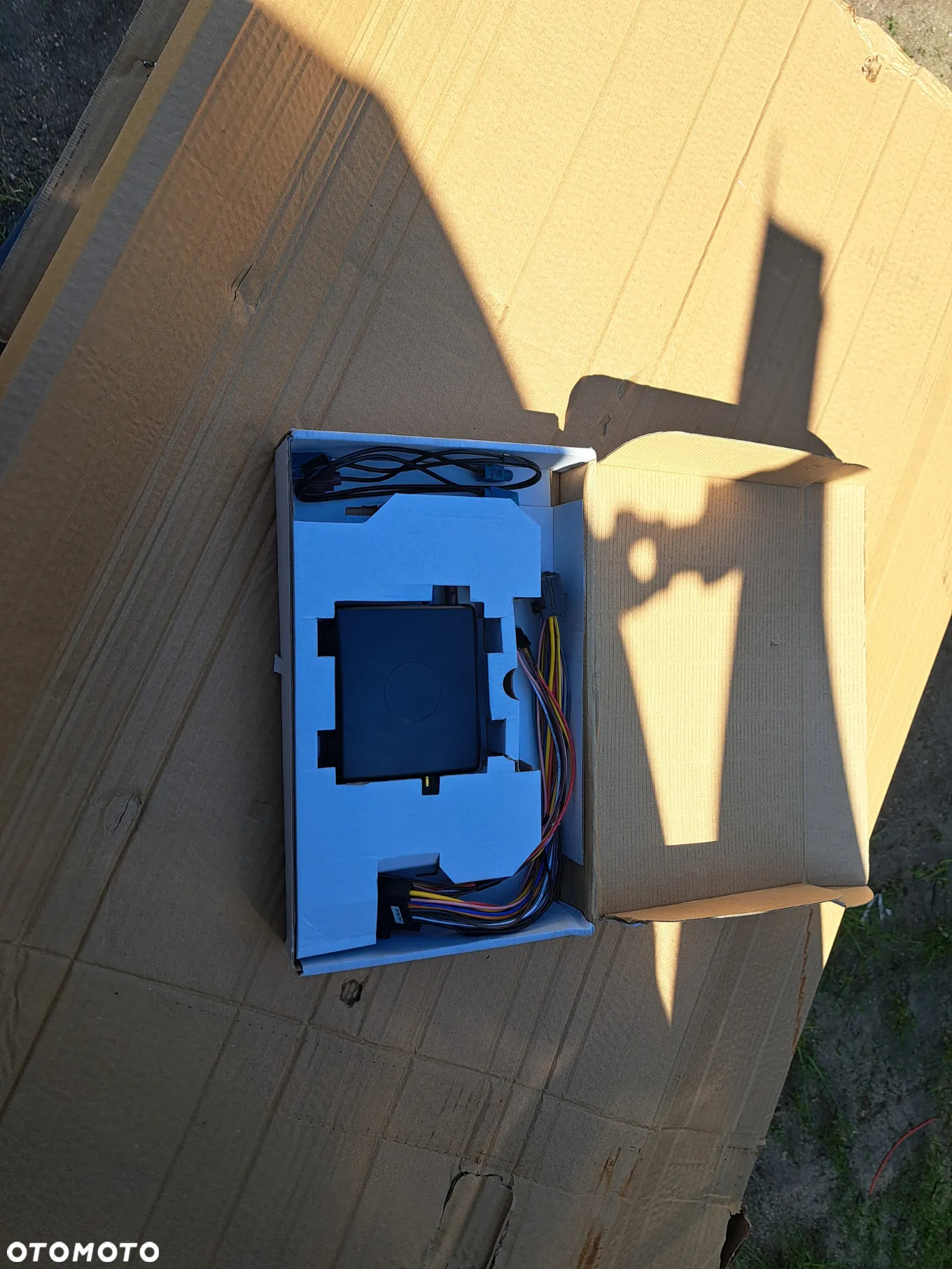 Moduł Antena DAB Ford Transit MK-8 2096073 A66SX18819CA Zestaw modułu odbioru radia DAB Ford DAB205 - 10