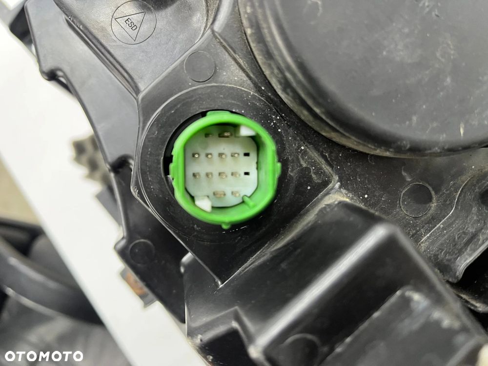 Lampa reflektor Fiat Tipo 15-26r. prawa przednia XENON KSENON + LED oryginalna EUROPA prawy przód 52 - 17