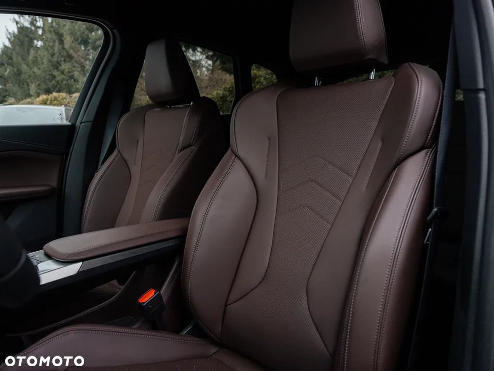 BMW Seria 2 218i - 10