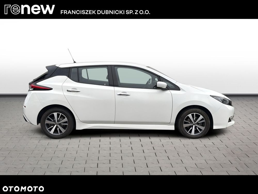 Nissan Leaf - 6