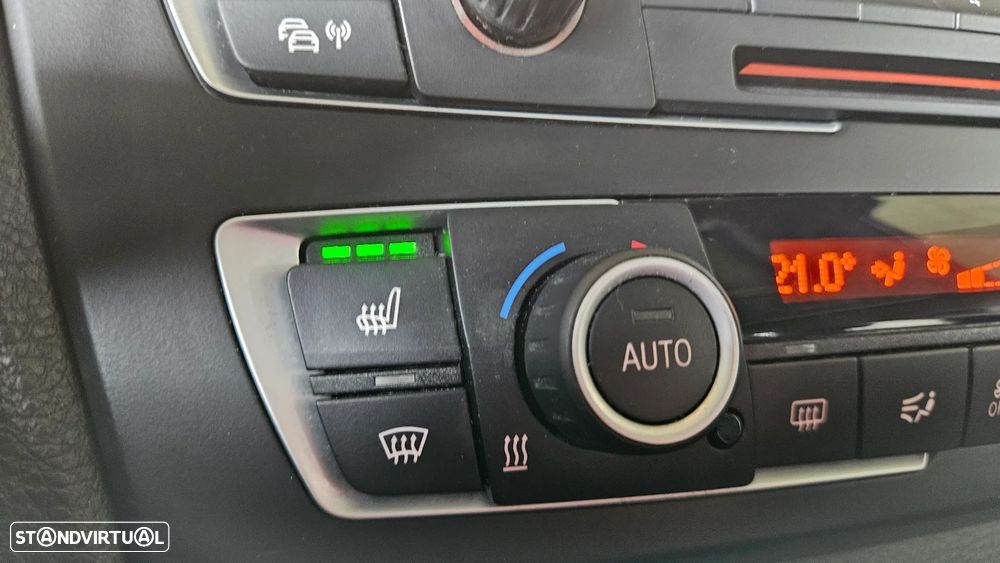 BMW 120 d xDrive Sport Line - 29