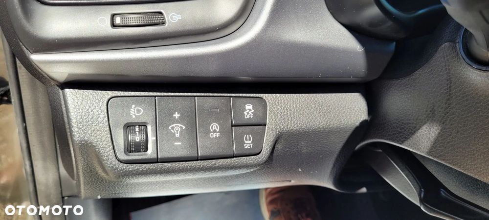 Kia Rio 1.0 T-GDI L Business Line DCT - 22