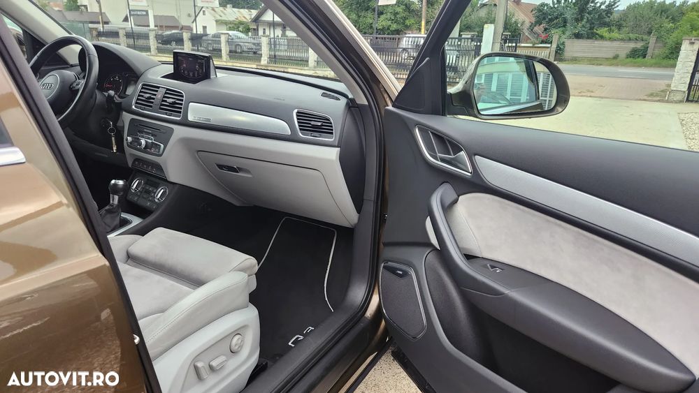 Audi Q3 2.0 TDI Quattro S-Tronic - 26