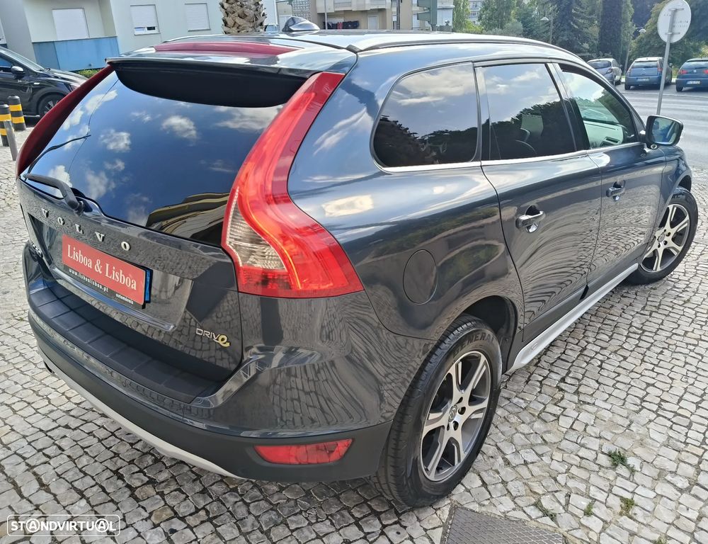 Volvo XC 60 2.0 D3 Drive Momentum - 3