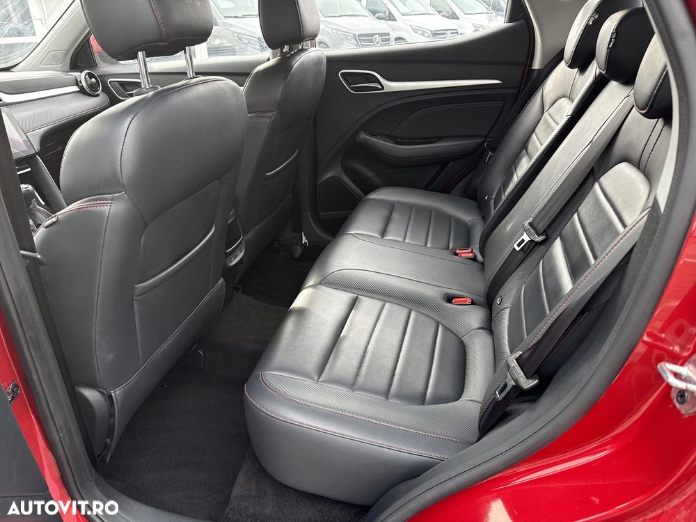 MG ZS 1.5 GSL 5MT Exclusive - 15