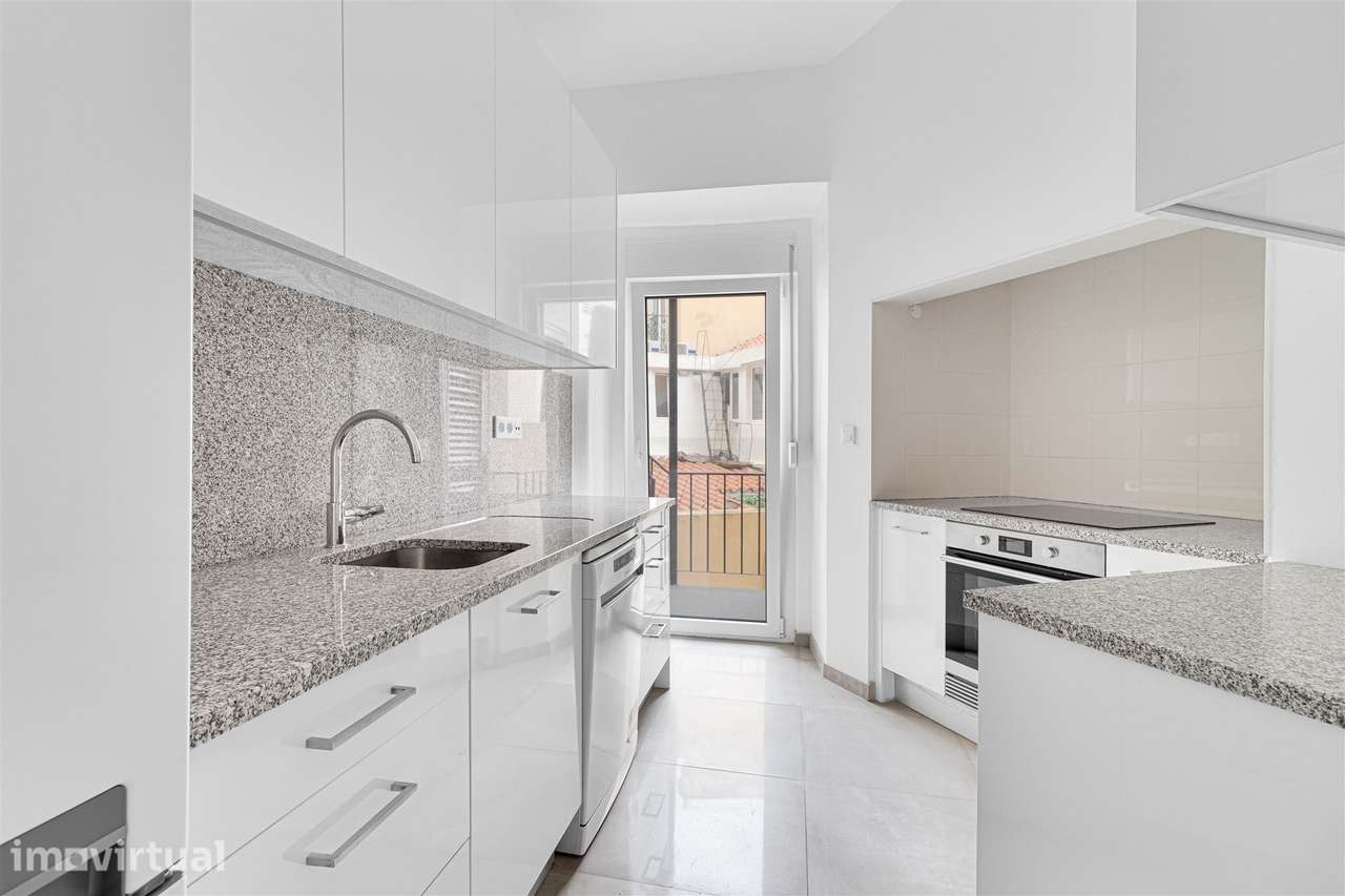 Apartamento T3 Largo do Rato - Grande imagem: 2/20