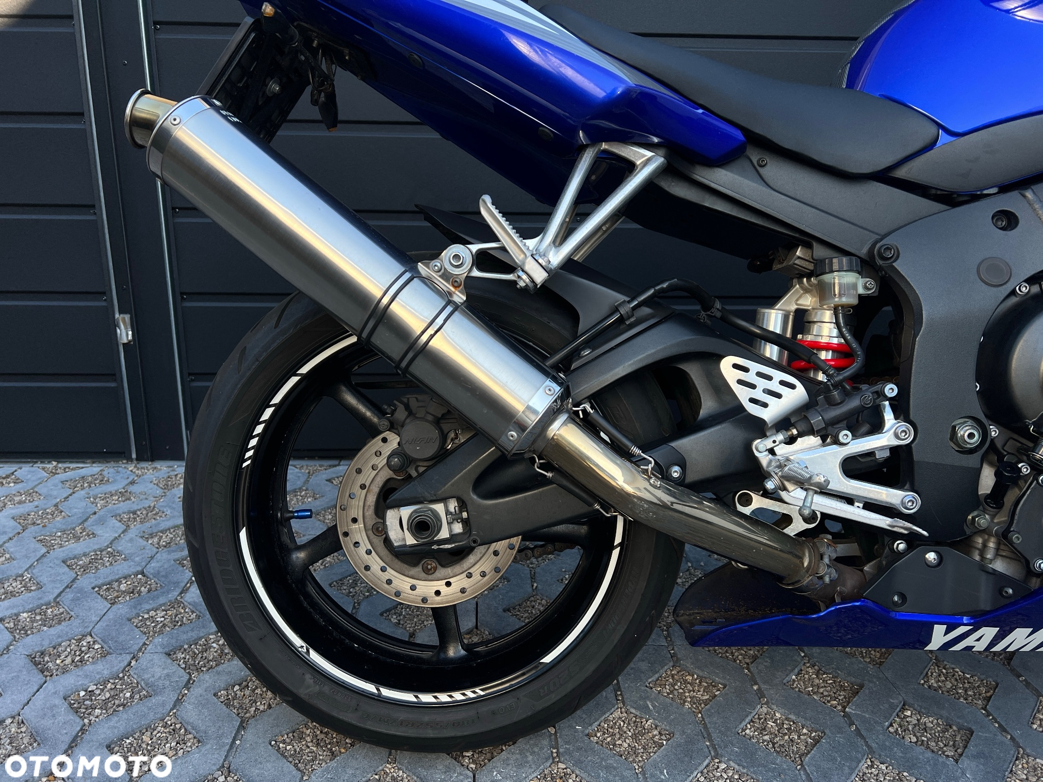 Yamaha R6 - 3