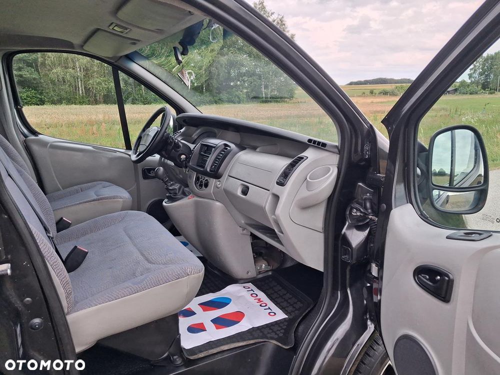 Renault Trafic - 21