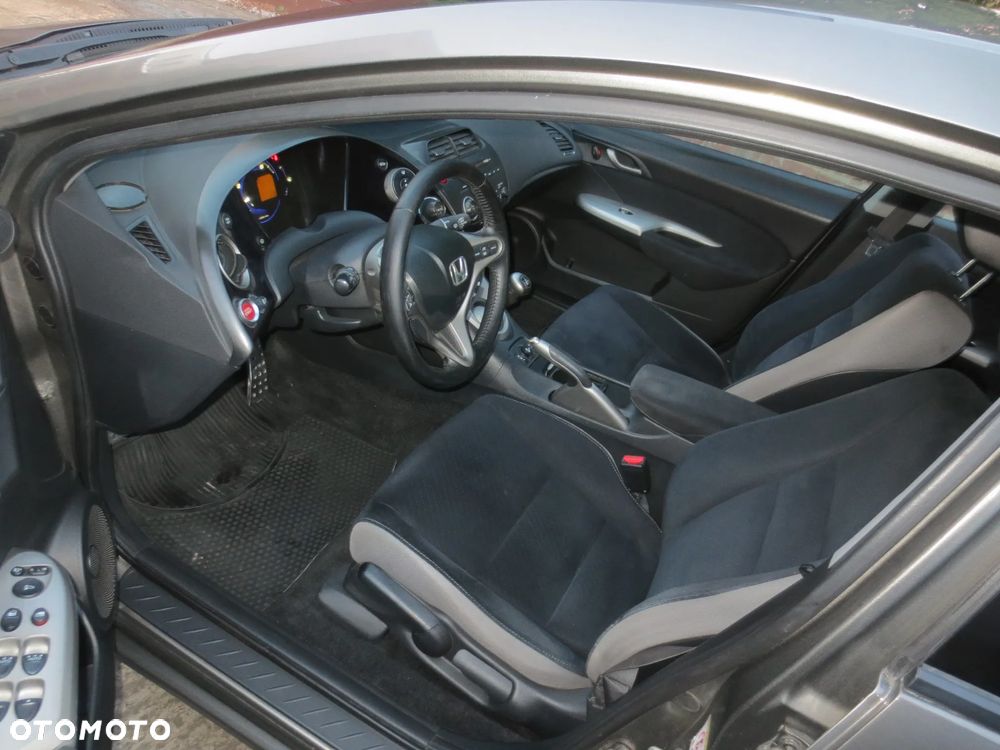 Honda Civic 1.8 Comfort - 14