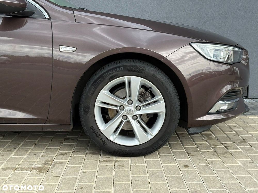 Opel Insignia 1.5 T Enjoy S&S Eco - 17