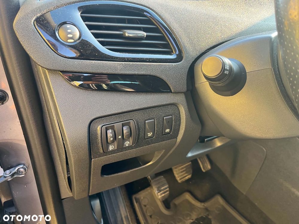 Renault Scenic ENERGY dCi 130 BOSE EDITION - 3