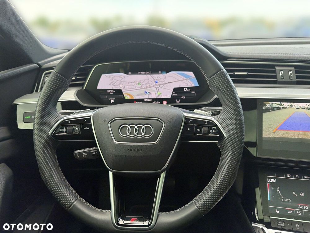 Audi e-tron - 20