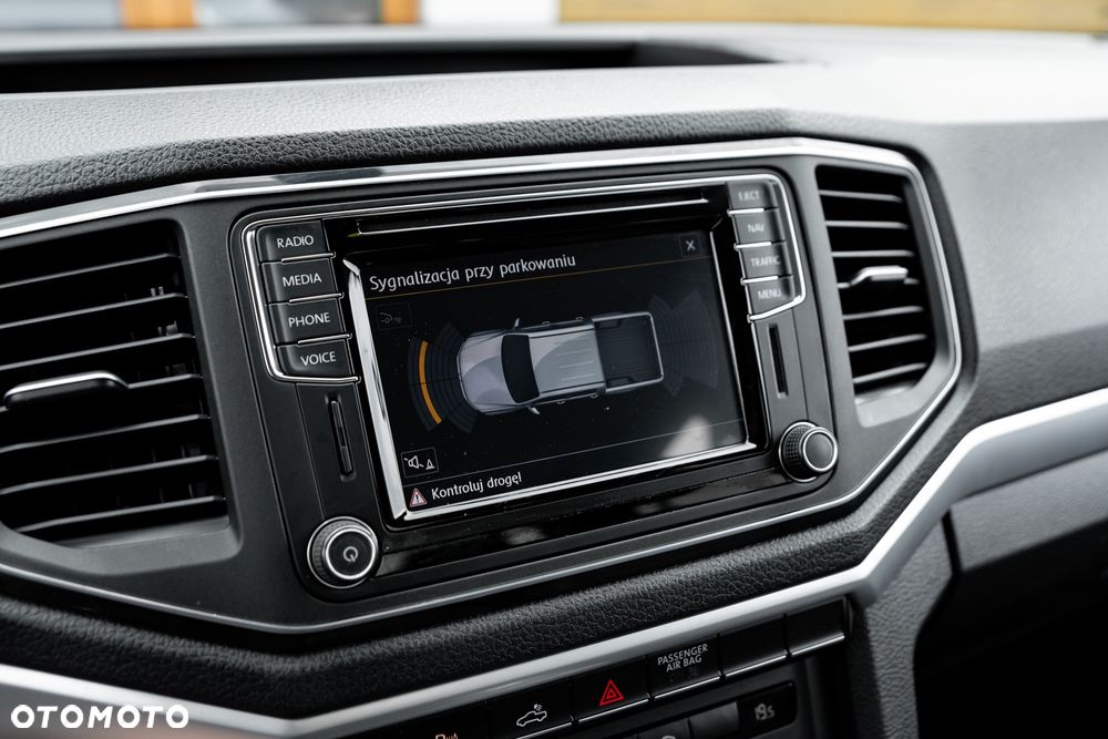 Volkswagen Amarok - 30