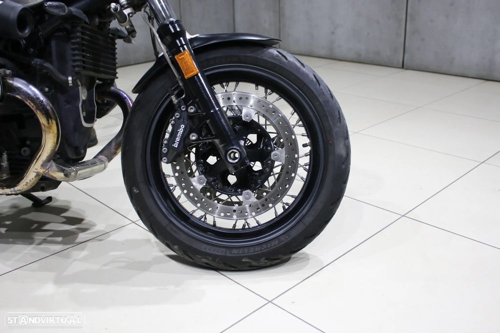 BMW R nineT - 24